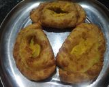 A picture of step 3 of Stuffed Ghughra Chaat.