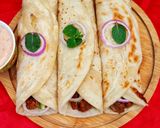 A picture of step 7 of Beef Paratha Rolls ❤🌯🥒🥬🧅.