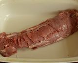 A picture of step 1 of Pork fillet medallions.
