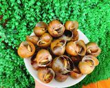 Hình bước làm 1 của món Ốc nhồi hấp sả