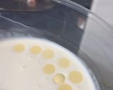 Foto del passaggio 4 della ricetta Mousse al Cioccolato Bianco e Lamponi