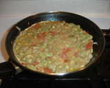 Foto del paso 8 de la receta: Tortilla de habas baby y jamón serrano