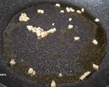 Foto del paso 2 de la receta Chuletas de cerdo deshuesadas con alcachofas y zanahoria