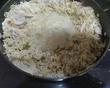 A picture of step 3 of Radish thepla.