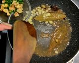 A picture of step 5 of Dhaba Style Methi Malai matar recipe #DSR.