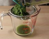 A picture of step 4 of Pandan Cotton Sponge Cake.