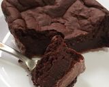 Foto del paso 6 de la receta: Pastel de choco sin tacc (con 1 sobre de polvo para mousse!)🤩