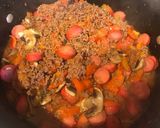 A picture of step 5 of Filipino Sweet Spaghetti.