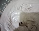 A picture of step 6 of Hobnob style chocolate cake 🎂🎂🍫🍫.