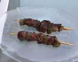 Une image de l'étape 6 de Brochettes de bœuf mariné aux poivrons verts.