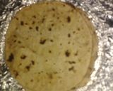 A picture of step 2 of Roti pakoda.