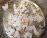 Foto del paso 4 de la receta: Paella de cigalas, gambones, colas de langostino y sepia
