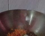 Foto langkah ke 2 dari resep Nasi Goreng Sosis Telur.