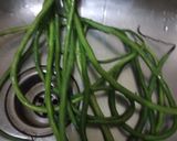 Foto langkah ke 1 dari resep Tumis Tempe Kacang Panjang.