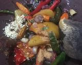 Foto langkah ke 2 dari resep Bawal Goreng Sambal Khas Sari Laut.