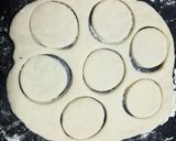 A picture of step 6 of Eggless Donuts.