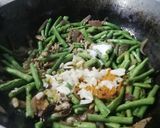 आलू बोड़ा की सूखी सब्जी (aloo bora ki sukhi sabzi recipe in Hindi) रेसिपी चरण 3 फोटो