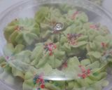 Foto langkah ke 4 dari resep Semprit pandan simple dan mudah.
