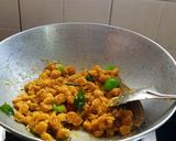 રાજસ્થાની ગટ્ટા ખીચડી (Rajasthani Gatta Khichdi Recipe In Gujarati) રેસીપી સ્ટેપ2ફોટો