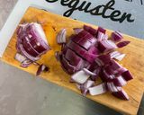 Une image de l'étape 4 de Pommes de terre sautées à l'oignon rouge.