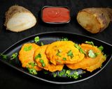 A picture of step 4 of Garadu Pakoda.