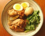 Foto del passaggio 5 della ricetta Piatto filippino: 'Adobo' di pollo brasato