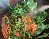 Foto langkah ke 5 dari resep Tumis Kangkung Ikan Teri.