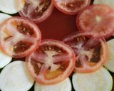Foto del paso 2 de la receta Carpaccio de calabacín y tomate