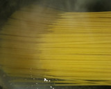 Foto del paso 1 de la receta: Pasta a la larga (Pasta Puttanesca)