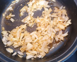 Foto del paso 2 de la receta: Rape con langostinos en salsa