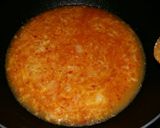 Foto langkah ke 6 dari resep Seblak Mie Makaroni Telur Sosis.