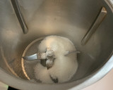 Foto del paso 1 de la receta: Crema de mantequilla para tartas Thermomix