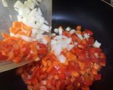 Foto del paso 4 de la receta: Albóndigas de merluza con tomate