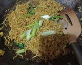 Foto langkah ke 3 dari resep Mie Goreng.