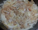 Foto del paso 7 de la receta: Bife de hígado encebollado con guarnición de puré de papas
