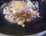 A picture of step 2 of Mattar aloo.
