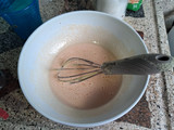 Budín suave de frutas glaseadas  con pasas de uva