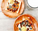 Foto langkah ke 5 dari resep Pizza instan homemade enak.
