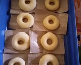 Foto langkah ke 5 dari resep Donat Empuk + tips Anti Gagal.