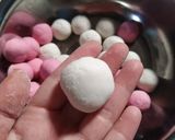 Foto langkah ke 4 dari resep Klepon Merah Putih.