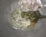 A picture of step 7 of Stuffed Italian spiced potato in spinach.