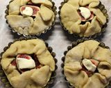 Karamellás, fügés mini pite recept fázis 7 fotója