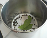 Foto del paso 3 de la receta: Caballa fresca hervida y aliñada