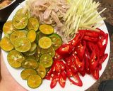 Hình bước làm 2 của món Chân gà ngâm sả tắc ❤️