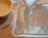 Foto del paso 5 de la receta: Gelatina de yogurt griego y mosaicos de fresa