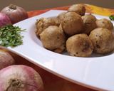 A picture of step 7 of Onion Bonday.