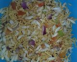 A picture of step 3 of Bhujia Bhel.