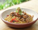 Foto langkah ke 6 dari resep Spaghetti Oriental Devina Hermawan.