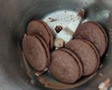 A picture of step 1 of Easy Oreo cooker cake.