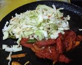 कोबी अंडा बुर्जी (kobi anda bhurji recipe in marathi) रेसिपी स्टेप 3 फोटो 